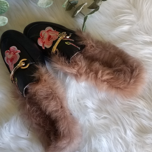 Black Floral Design Mule with Faux Fur Lining - Picture 2 of 4